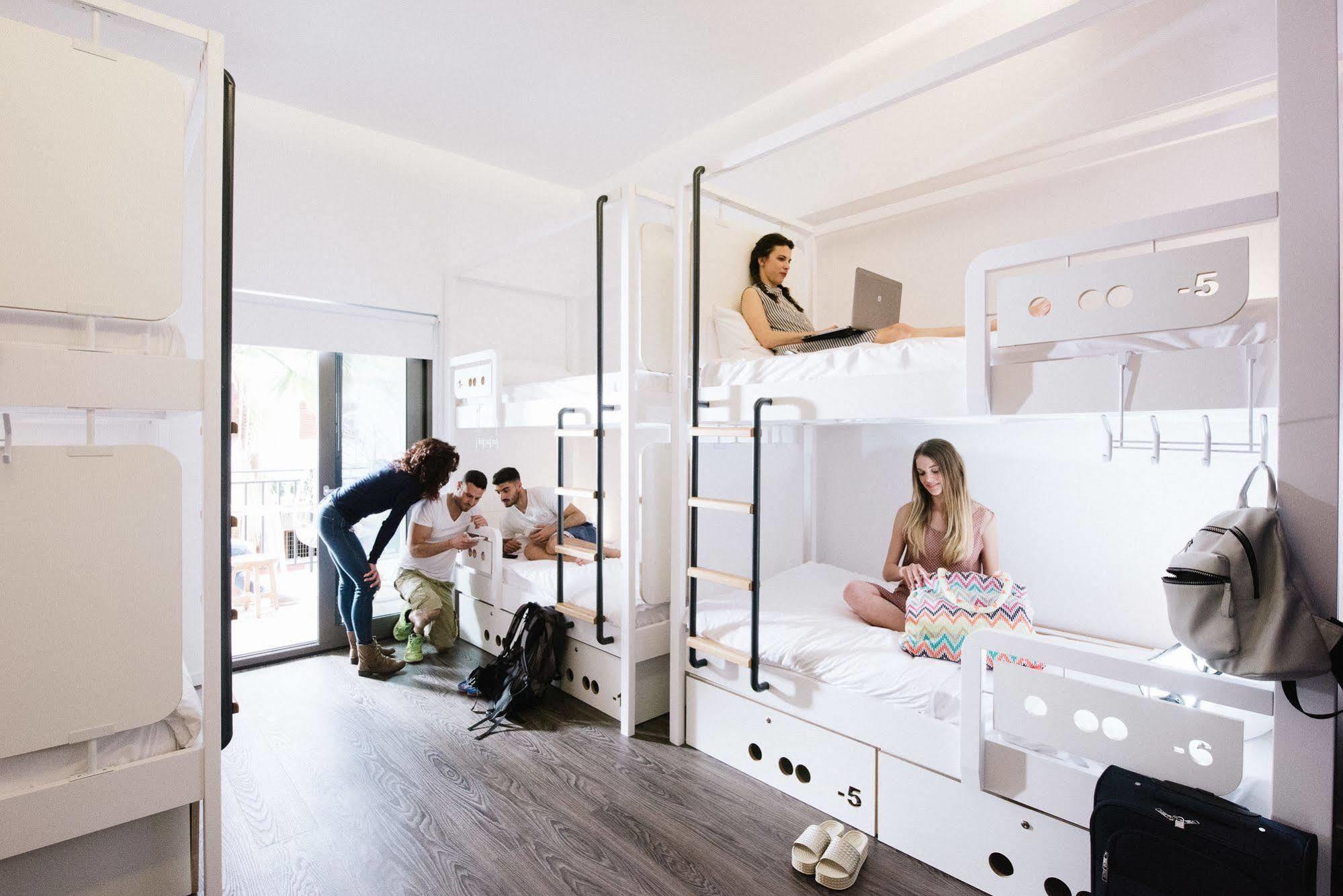Cocoon Hostal *